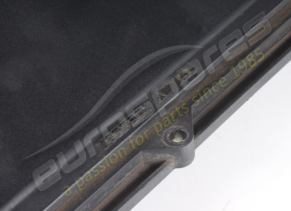 cubierta de conducto de aire usada ferrari. número de pieza 265497 (2)