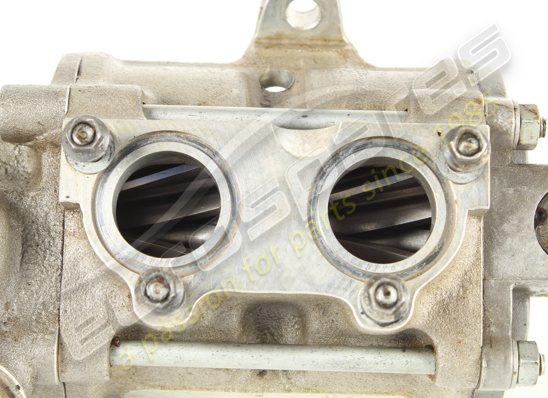 CUERPO DE BOMBA DE RECUPERACIÓN USADO FERRARI CON PERNOS PRISIONEROS. NÚMERO DE PIEZA 143276 (3) cuerpo de bomba de recuperación usado ferrari con pernos prisioneros. número de pieza 143276 (3)