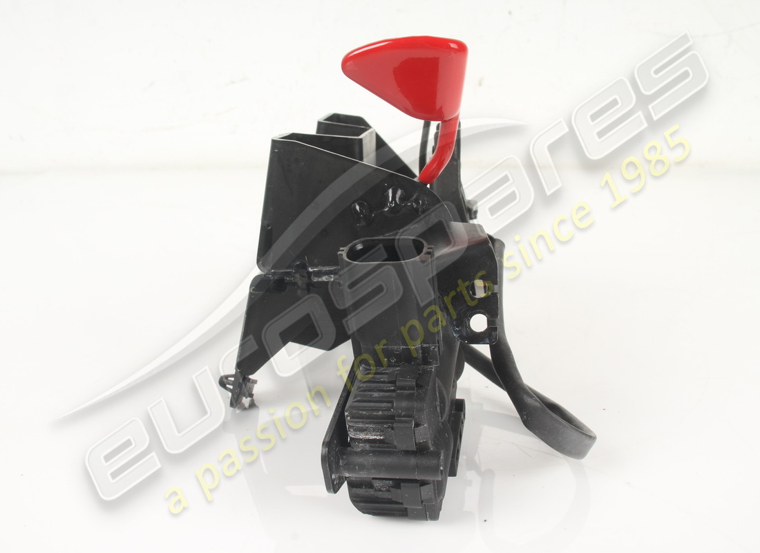 USADO FERRARISERRATURA COFANO ANT. COMPLETO. NÚMERO DE PARTE 985416 (2) usado ferrariserratura cofano ant. completo. número de parte 985416 (2)