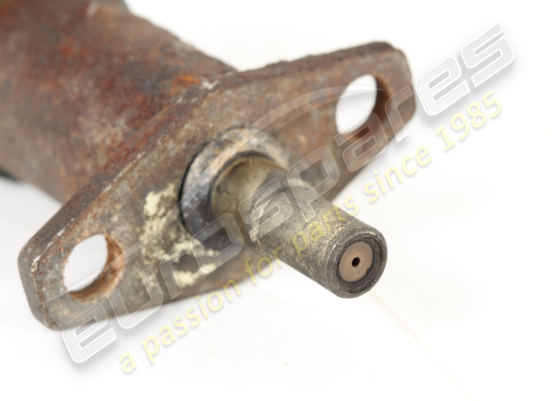 VÁLVULA DE INYECCIÓN DE ARRANQUE USADA FERRARI. NÚMERO DE PIEZA 115739 (4) válvula de inyección de arranque usada ferrari. número de pieza 115739 (4)