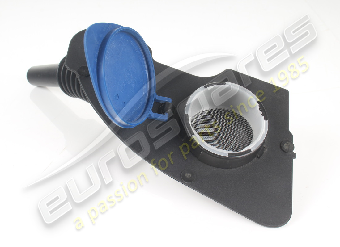 CUELLO DE LLENADO USADO Porsche. NÚMERO DE PIEZA 99152840300 (1)