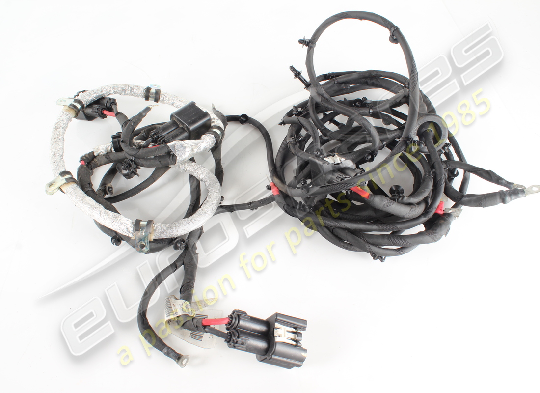 CABLE Ferrari 48V USADO. NÚMERO DE PARTE 847961 (1)