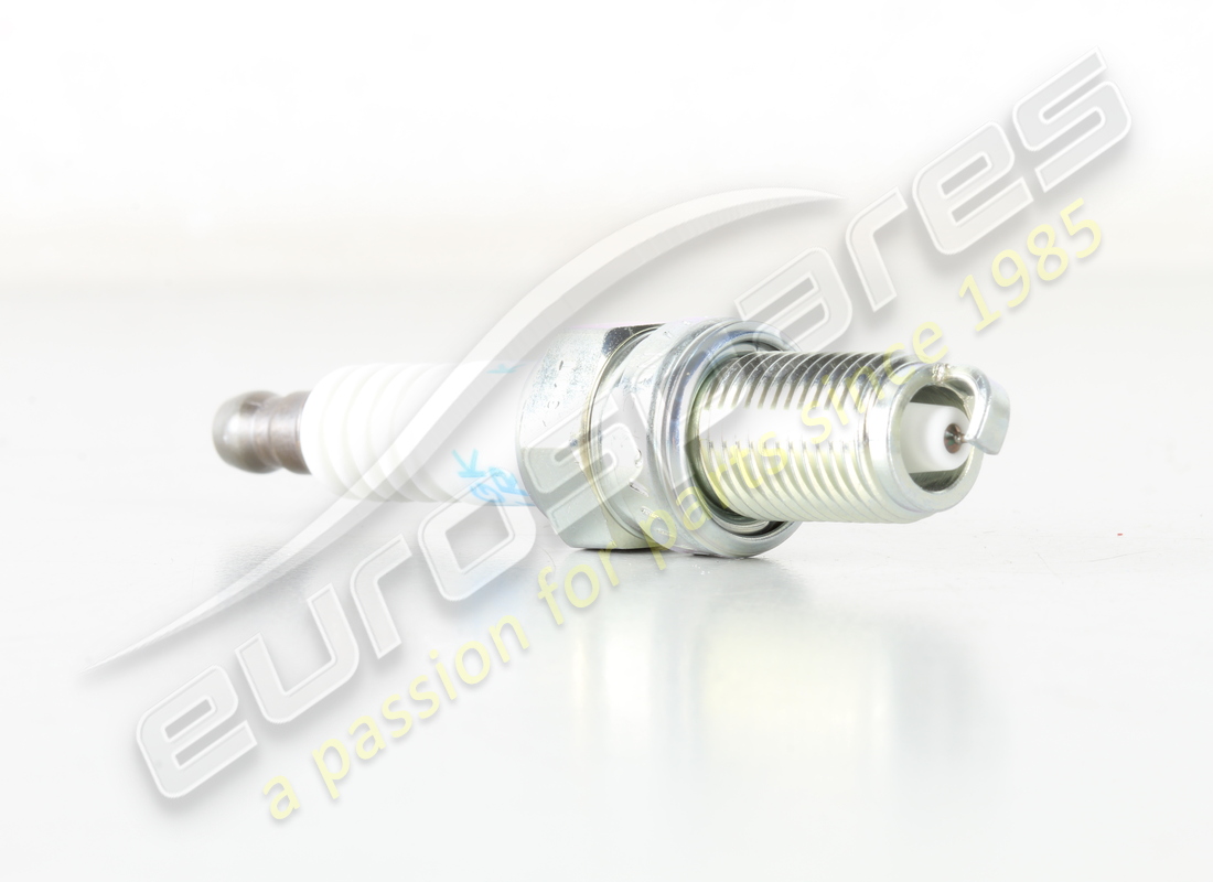 nueva bujía ngk. número de parte 410905619 (3)