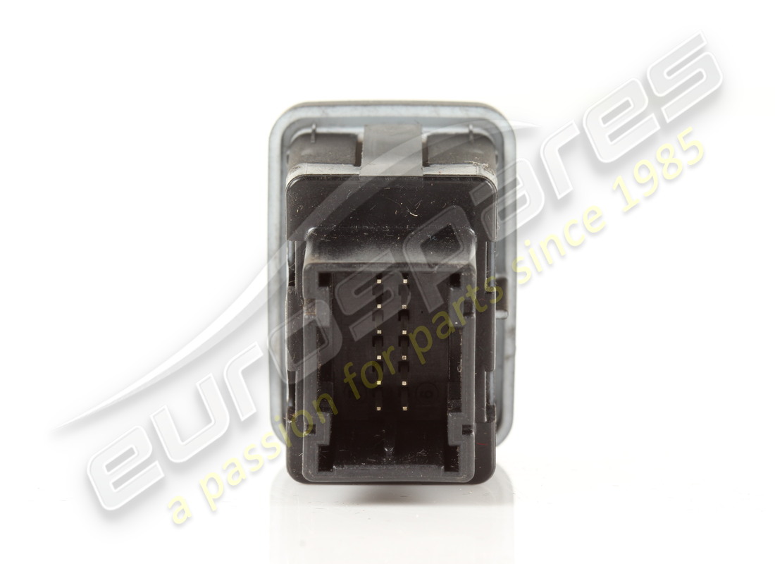 toma usb usada ferrari. número de pieza 303226 (4)