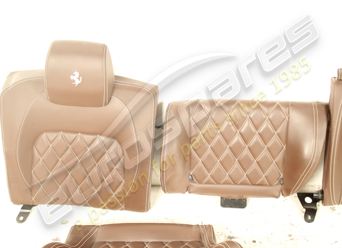 juego de asientos completo usado eurospares con lunas traseras. número de pieza eap1564144 (17)