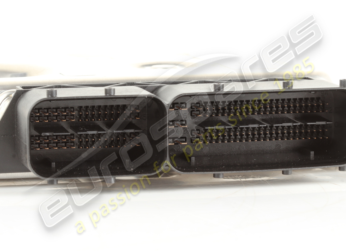 utilizada ferrari ecu dct. número de parte 304001 (3)