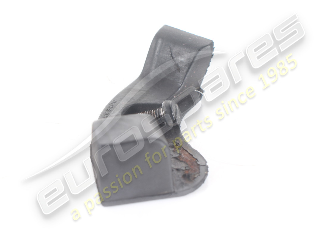 GOMA FERRARI USADA. NÚMERO DE PARTE 62460200 (3) goma ferrari usada. número de parte 62460200 (3)