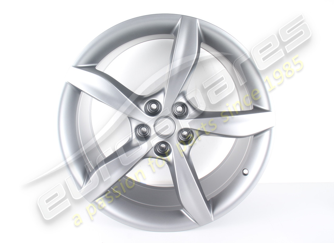 NUEVA RUEDA TRASERA FERRARI. NÚMERO DE PARTE 336561 (1) nueva rueda trasera ferrari. número de parte 336561 (1)