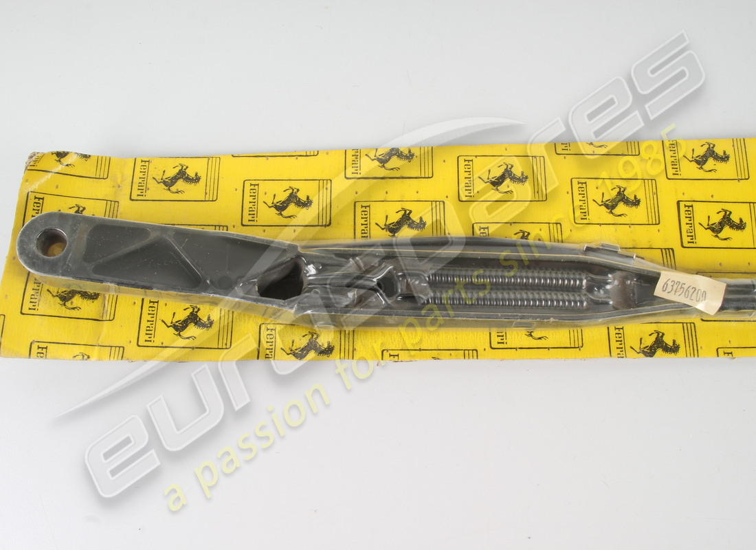 nuevo ferrari brazo limpiaparabrisas derecho lhd número de pieza 63756200 (2)