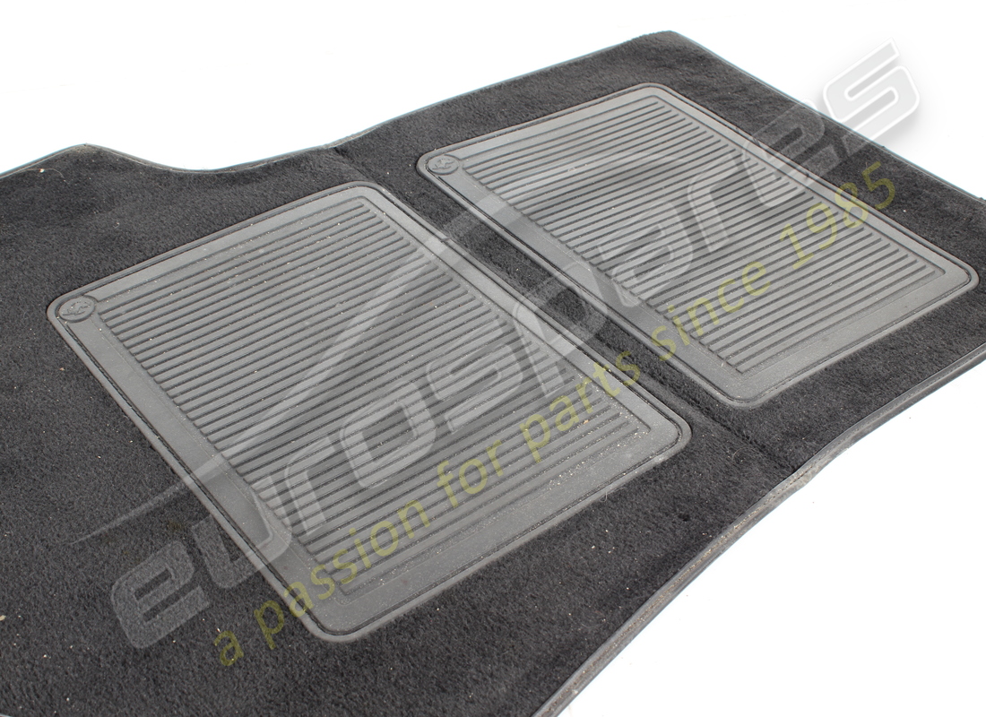 usado ferrari solo alfombra desmontable para pasajero delantero. número de pieza 65461500a (2)