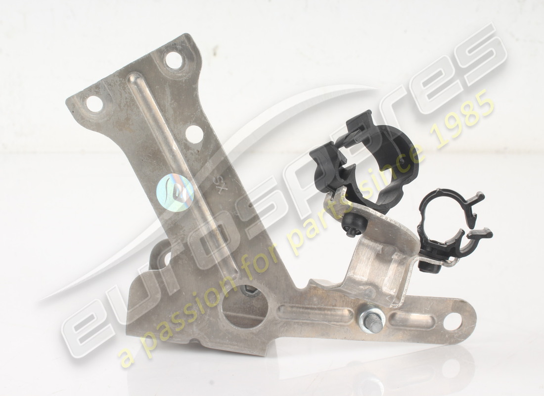 USADO Ferrari STAFFA SENSORI GPF SX. NÚMERO DE PIEZA 775250 (1) USADO Ferrari STAFFA SENSORI GPF SX. NÚMERO DE PIEZA 775250 (1)