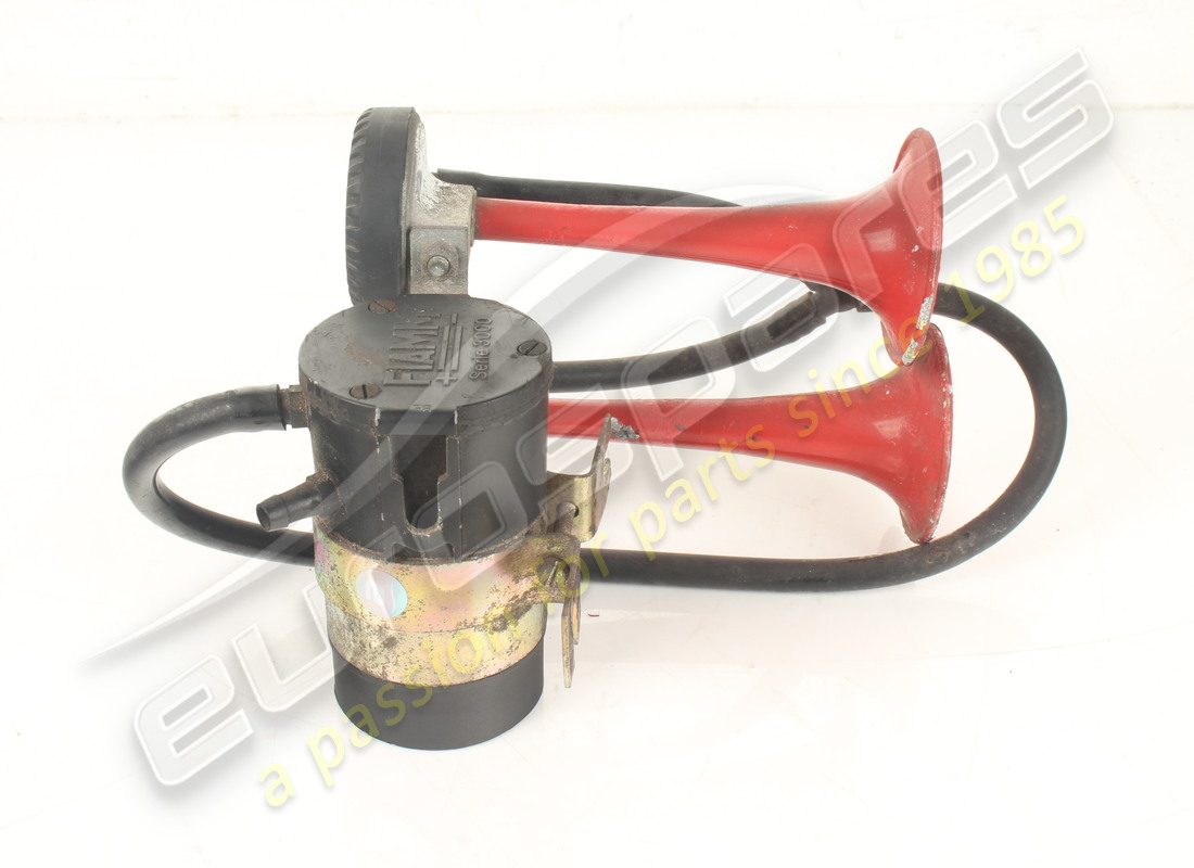 compresor usado eurospares con bocinas y tubos. número de pieza eap1721856 (3)