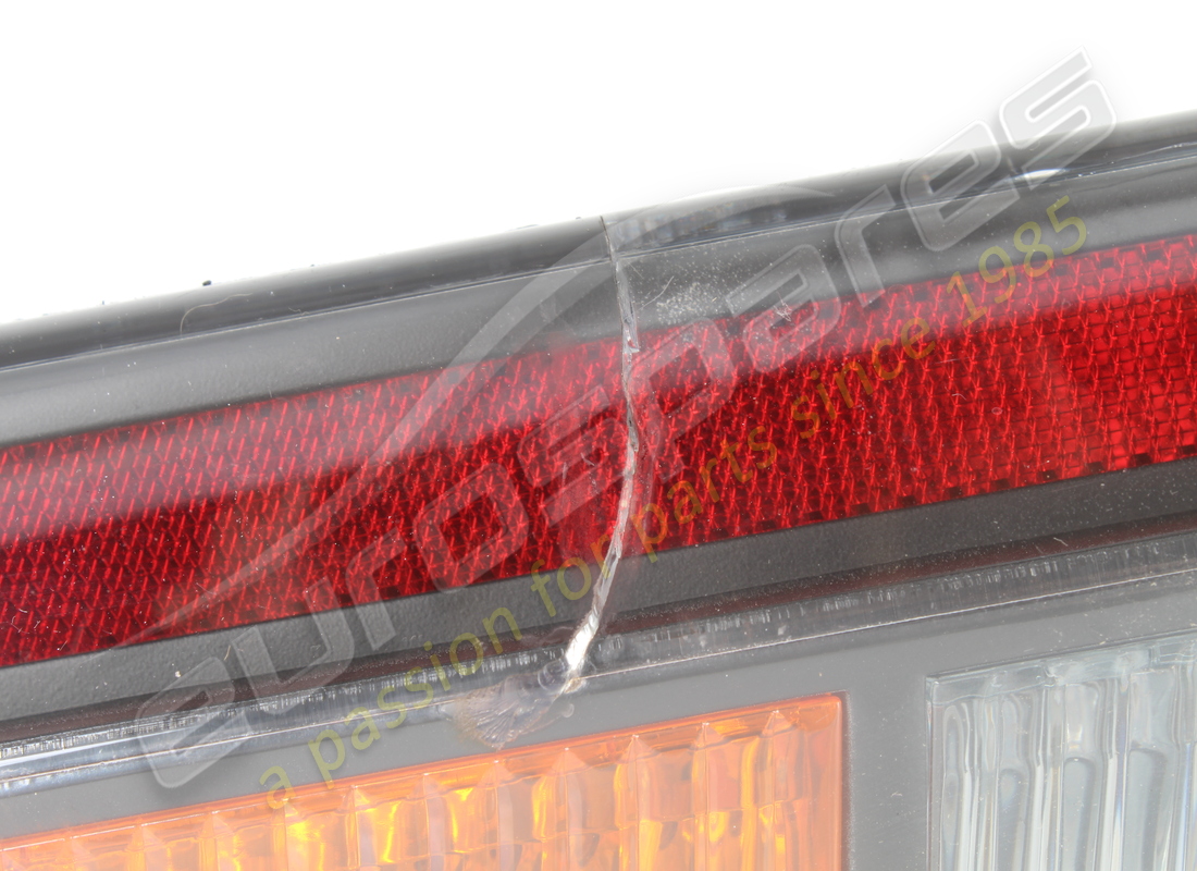 luz trasera lamborghini usada. número de parte 410945096a (2)