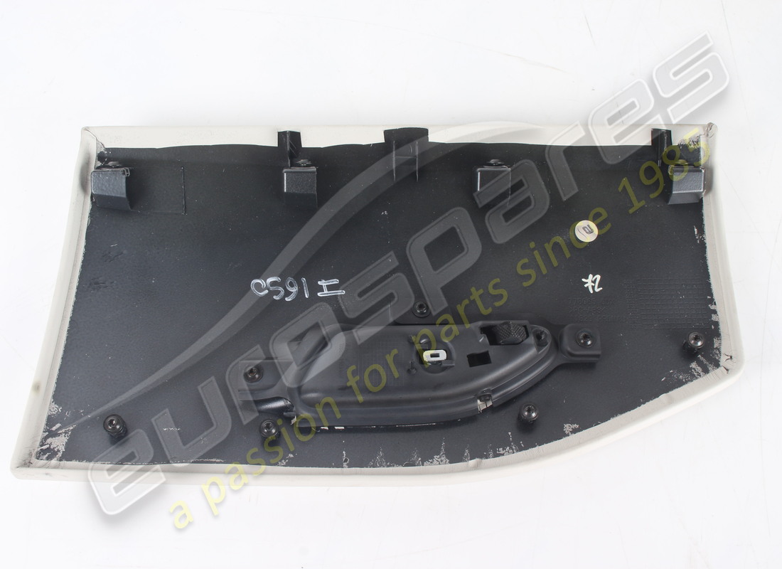 paneles inferiores del tablero usados eurospares en cuero gris claro 4301. los números de pieza 947673 y 947672 son de cuero, no de alcántara. número de pieza eap1723553 (7)