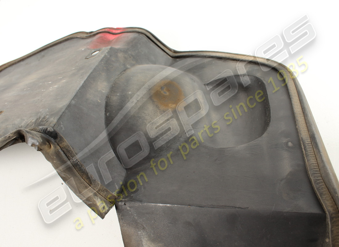 protector de piedra gts ferrari izquierdo usado. número de parte 61850000 (3)