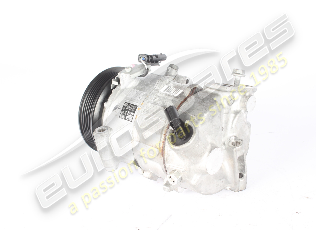 compresor de aire acondicionado maserati usado. número de parte 675001009 (3)
