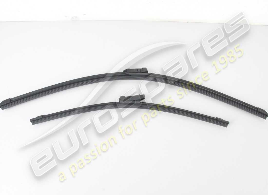 nuevo kit maserati limpiaparabrisas. número de parte 673012892 (1)
