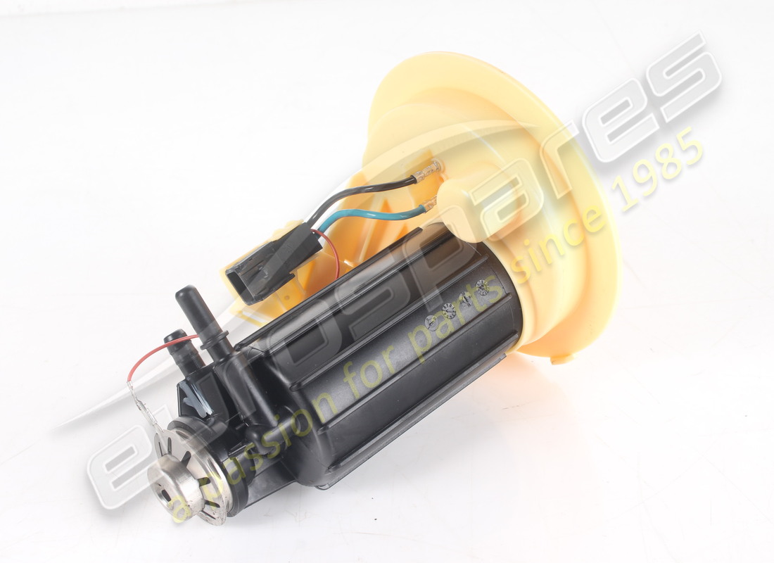 FILTRO DE BOMBA DE COMBUSTIBLE DERECHO Ferrari USADO. NÚMERO DE PARTE 282784 (1)