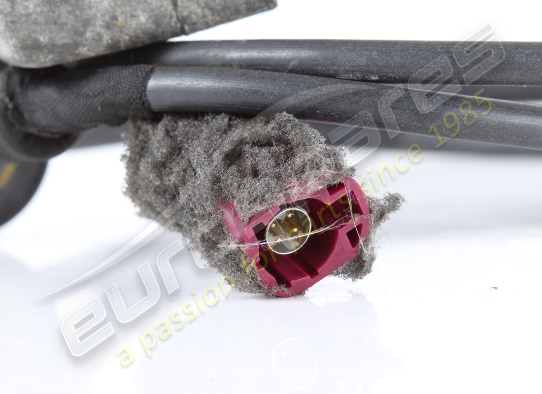 CÁMARA DE ESTACIONAMIENTO TRASERA USADA FERRARI. NÚMERO DE PIEZA 326604 (3) cámara de estacionamiento trasera usada ferrari. número de pieza 326604 (3)