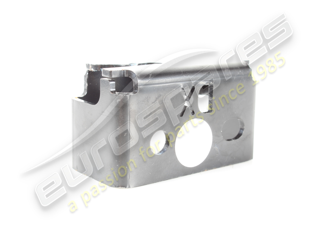 USADO FERRARI STAFFA ANTERIORE ANCORAGGIO. NÚMERO DE PARTE 977736 (3) usado ferrari staffa anteriore ancoraggio. número de parte 977736 (3)