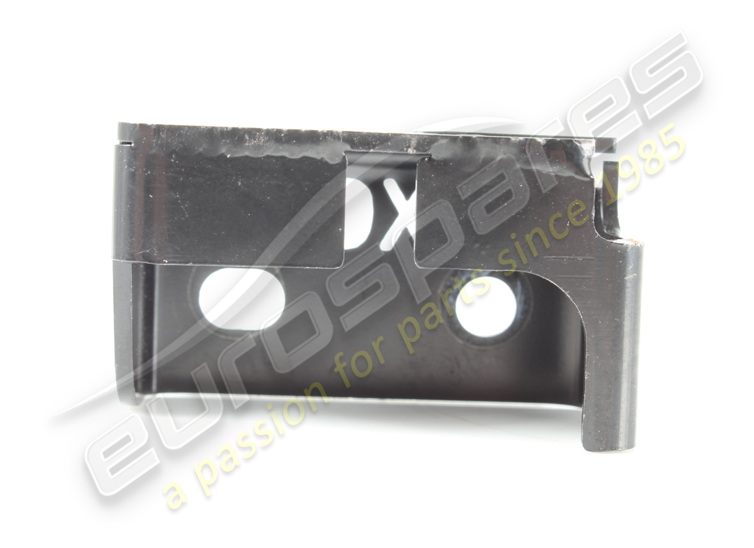 USADO Ferrari STAFFA ANTERIORE ANCORAGGIO . NÚMERO DE PARTE 977736 (1) USADO Ferrari STAFFA ANTERIORE ANCORAGGIO . NÚMERO DE PARTE 977736 (1)