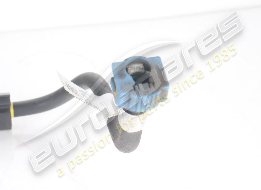 USADO FERRARI TUBO DE SUMINISTRO DE COMBUSTIBLE, TRASERO SEC. NÚMERO DE PIEZA 285160 (3) usado ferrari tubo de suministro de combustible, trasero sec. número de pieza 285160 (3)