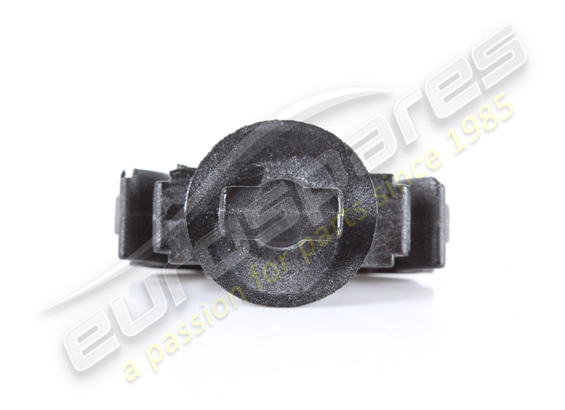 CLIP FERRARI USADO. NÚMERO DE PARTE 81097300 (3) clip ferrari usado. número de parte 81097300 (3)