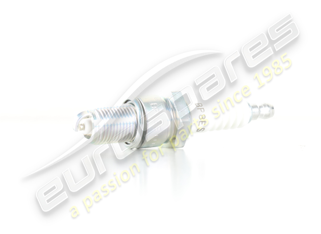 nueva bujía ngk. número de parte 100604 (3)