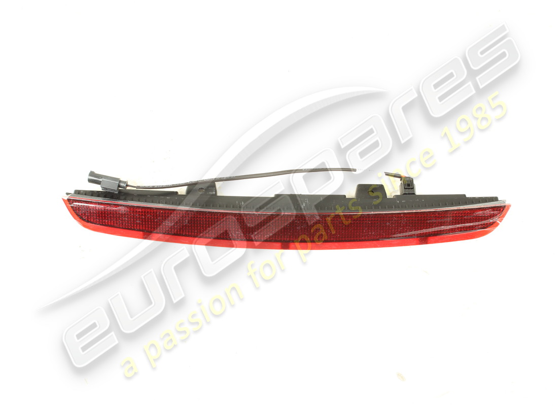 nueva luz de freno complementaria maserati. número de pieza 675001952 (1)