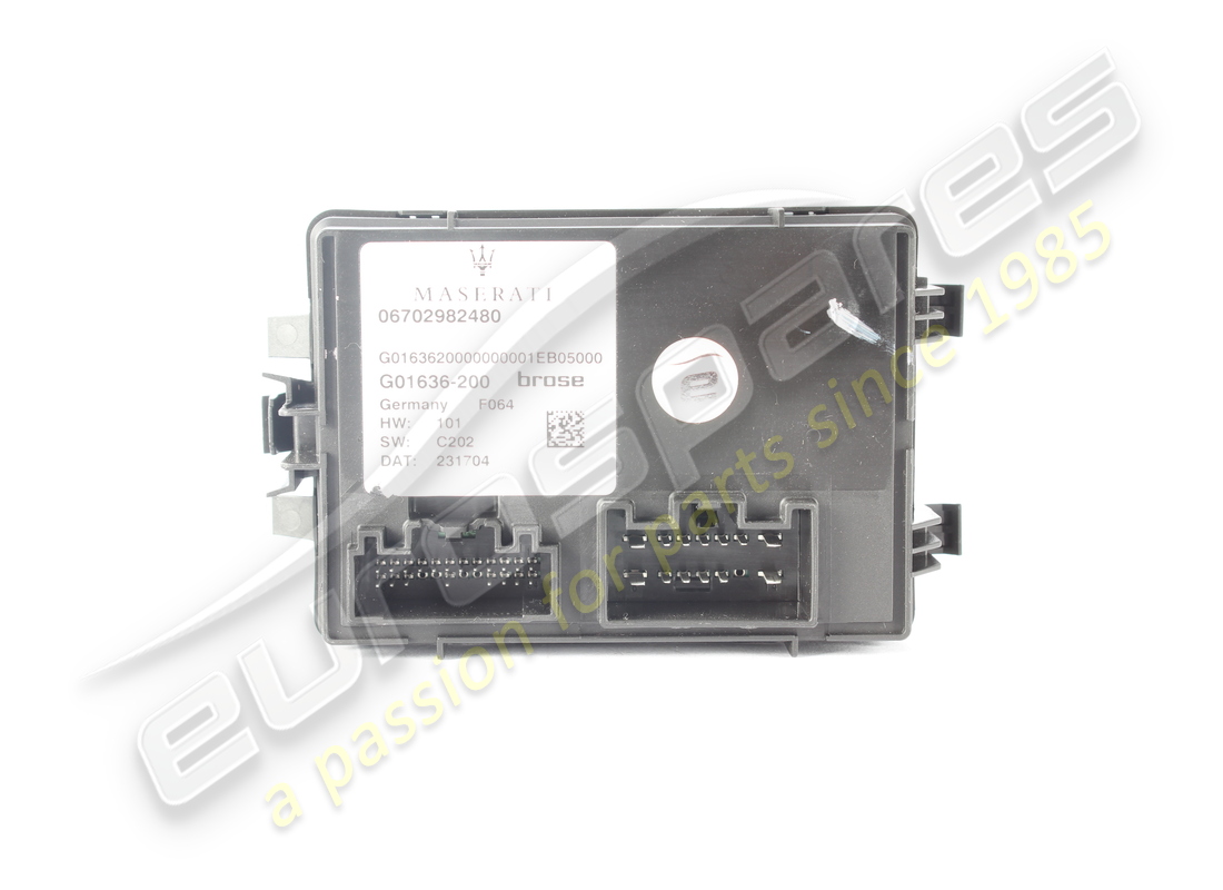 USADO Maserati PUERTA TRASERA ELÉCTRICA/LIMPIEZA MANUAL. NÚMERO DE PIEZA 670298248 (1)