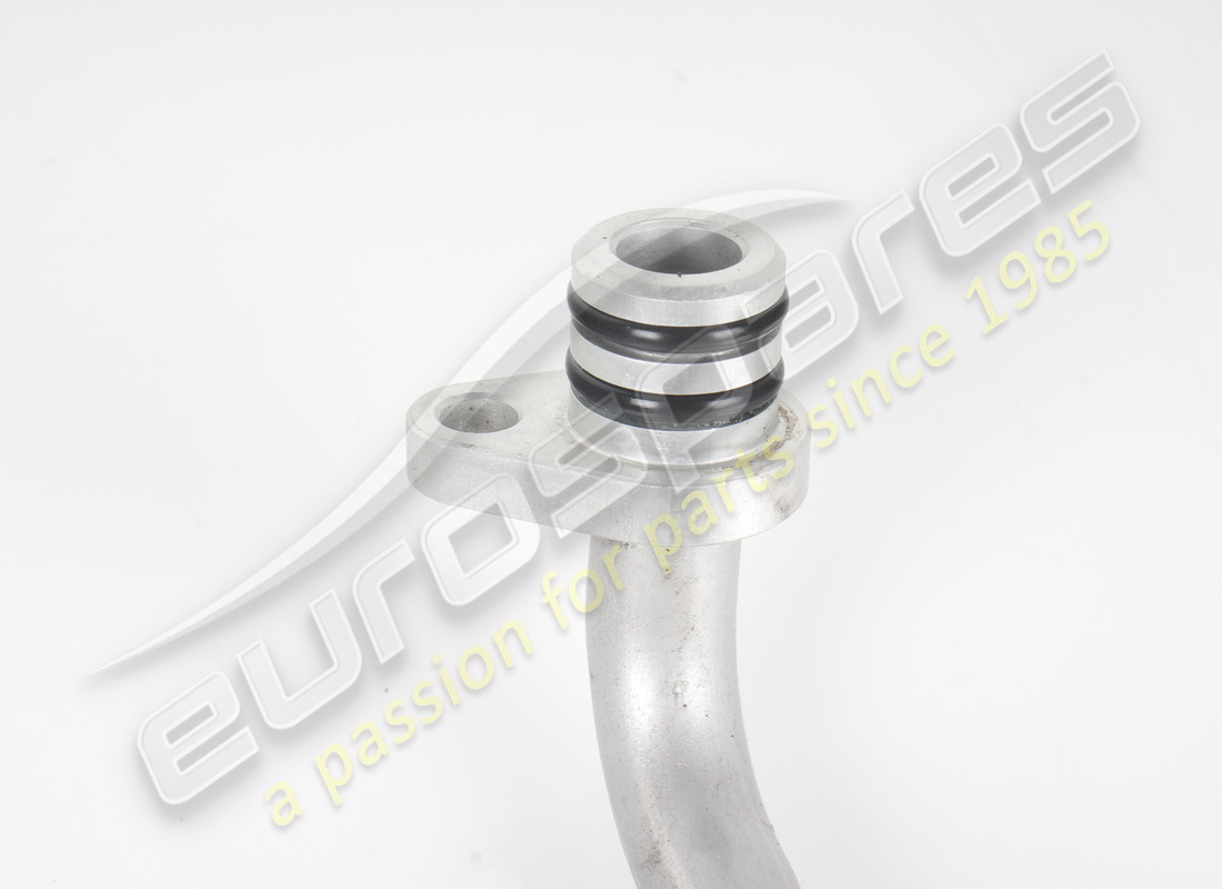 tubo de salida de radiador usado ferrari. número de pieza 909762 (3)