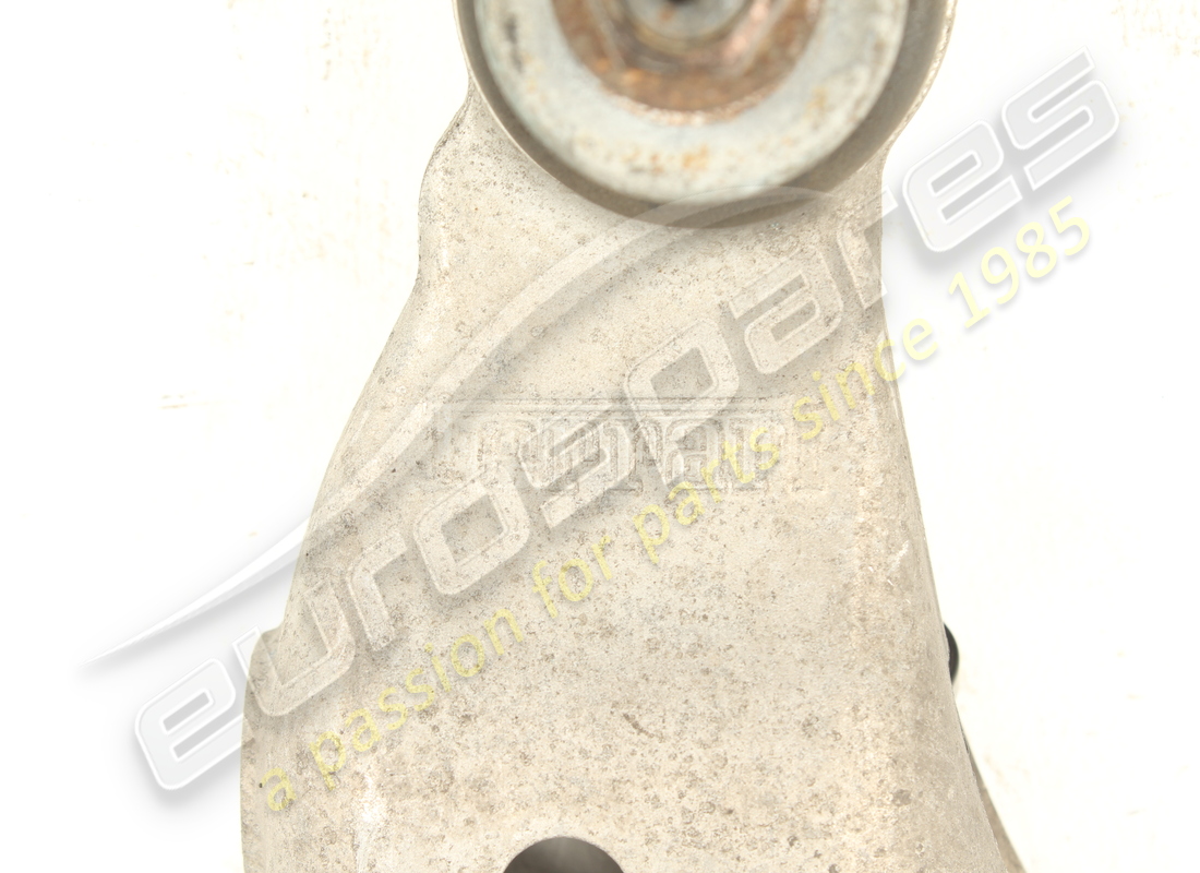 used ferrari complete rh front lower le. part number 262526 (4)