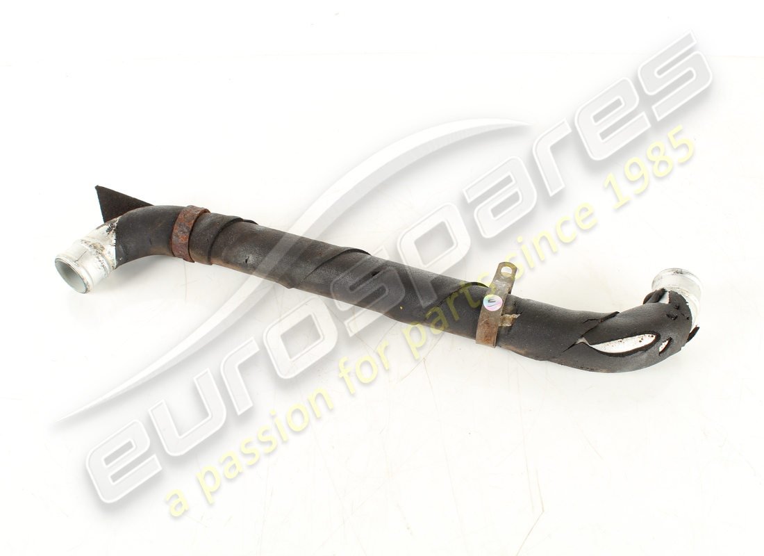 TUBERÍA DE AGUA RH USADA Ferrari. NÚMERO DE PIEZA 123827 (1)