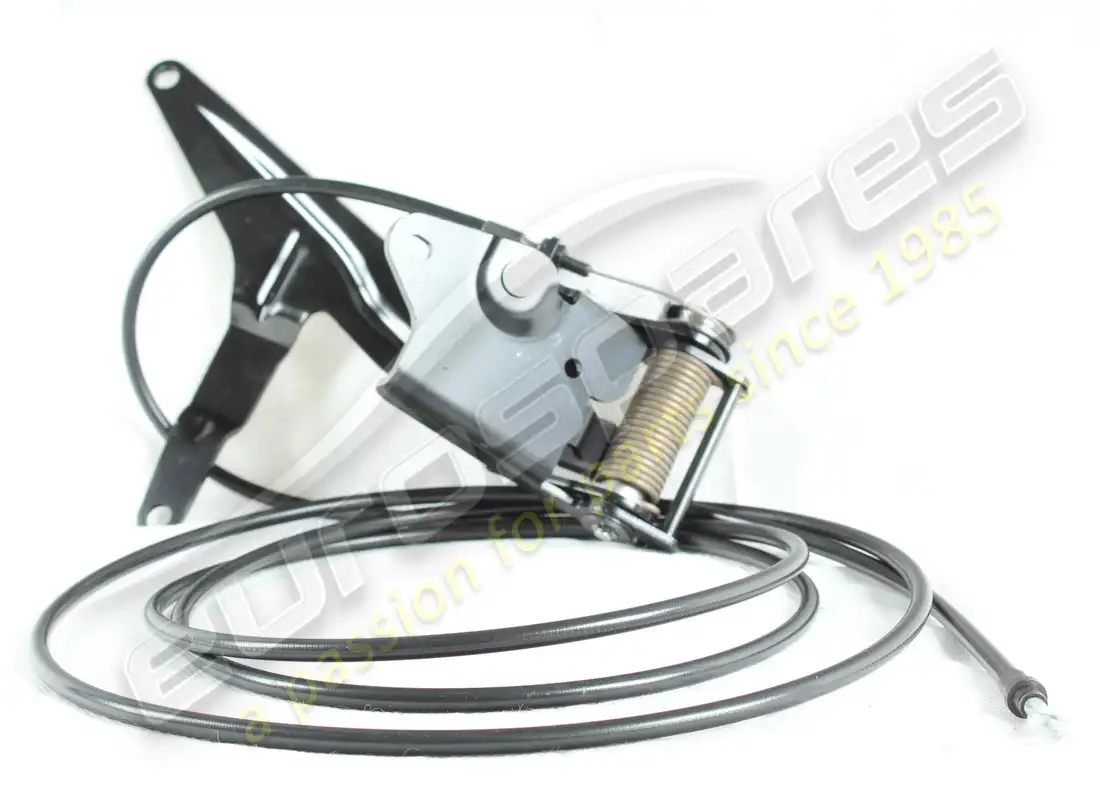 nueva bisagra de solapa externa izquierda maserati. número de pieza 83083400 (1)
