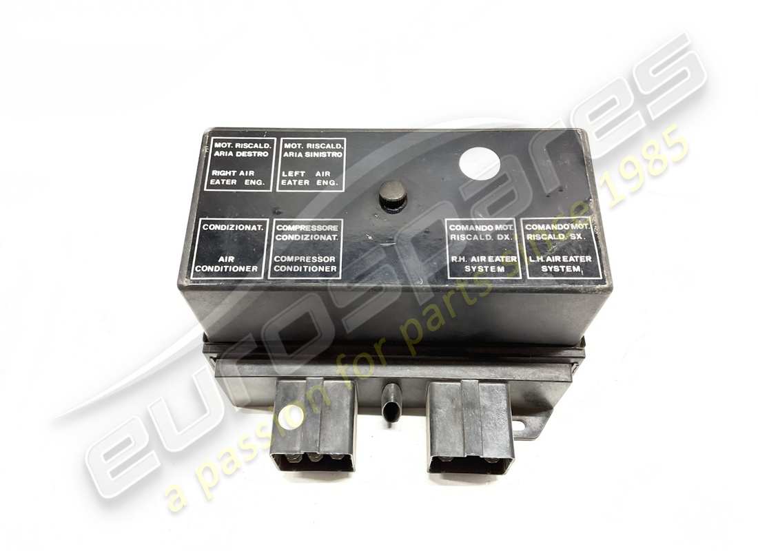TABLERO DE RELÉ ELÉCTRICO Ferrari USADO. NÚMERO DE PARTE 61804400 (1)