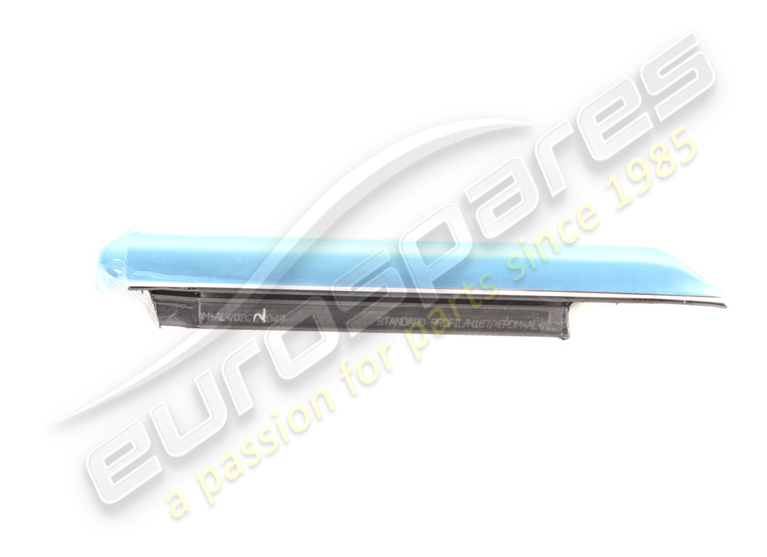 nuevo maserati raspador de vidrio para puerta delantera derecha. número de pieza 670153313 (1)