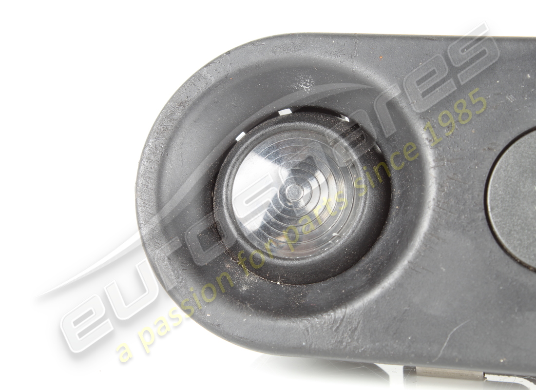 luz de domo trasera usada maserati. número de pieza 373100118 (2)