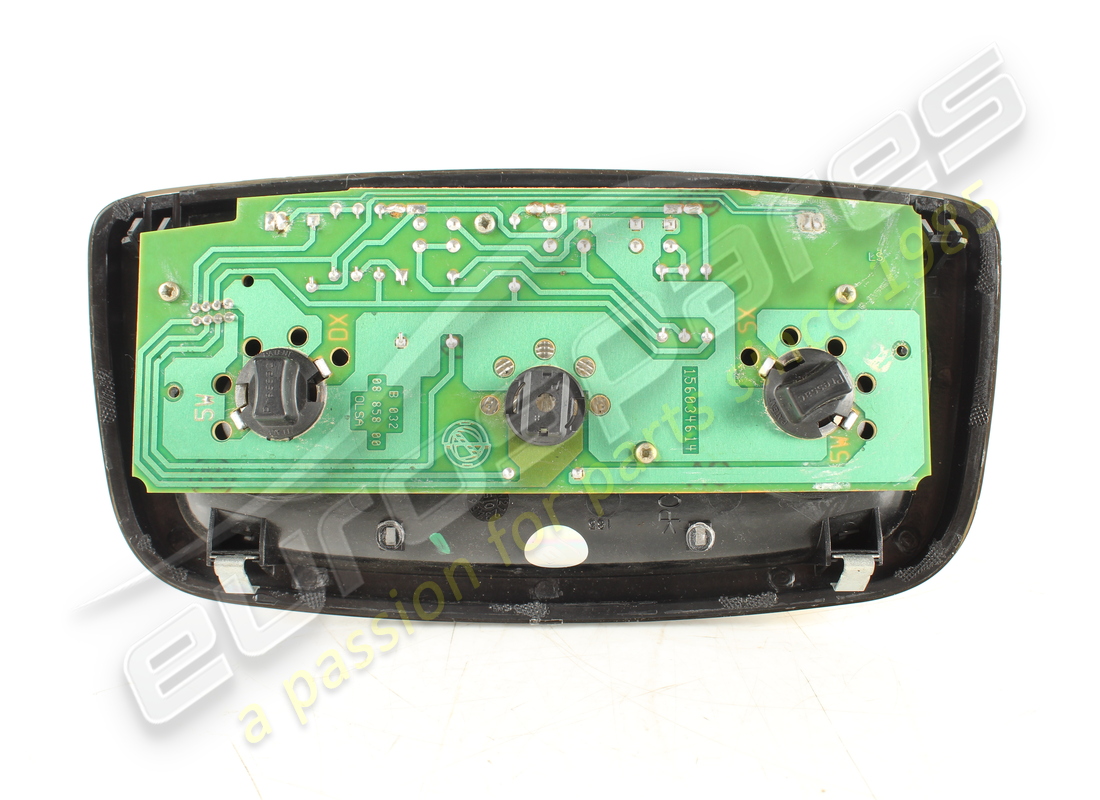 lámpara de domo maserati usada. número de parte 190940 (2)