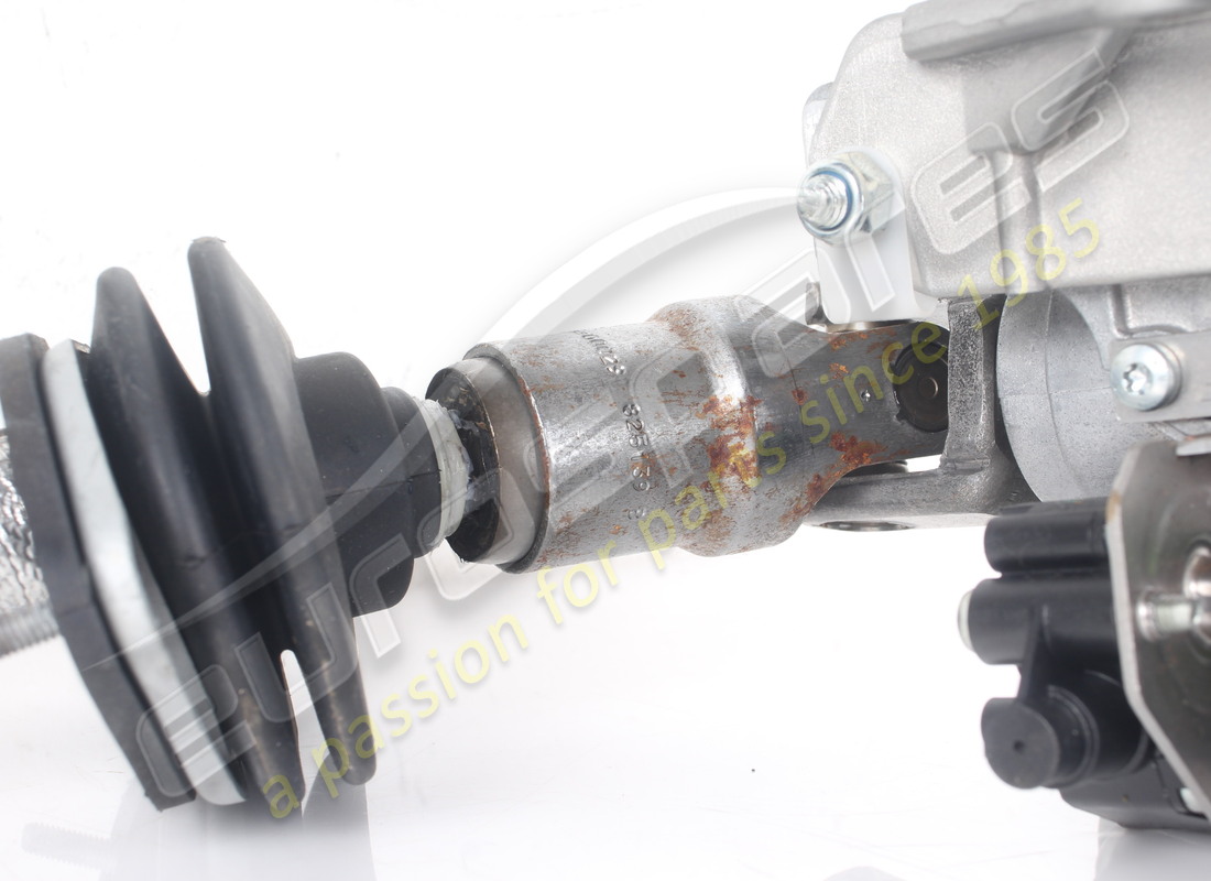 COLUMNA DE DIRECCIÓN COMPLETA FERRARI USADA. NÚMERO DE PARTE 320095 (5) columna de dirección completa ferrari usada. número de parte 320095 (5)