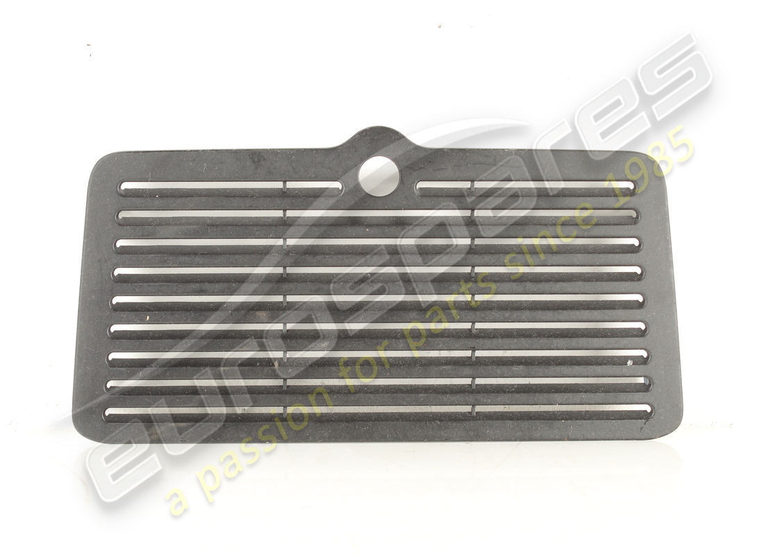 USED MASERATI CENTRAL AIR DIFFUSERBLACK . PART NUMBER 66526700 (1)