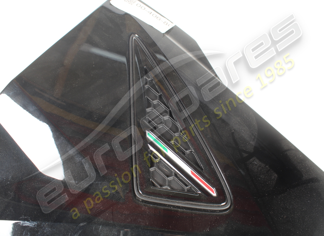 GUARDABARROS DELANTERO DERECHO LAMBORGHINI USADO. NÚMERO DE PARTE 4ML821106A (2) guardabarros delantero derecho lamborghini usado. número de parte 4ml821106a (2)