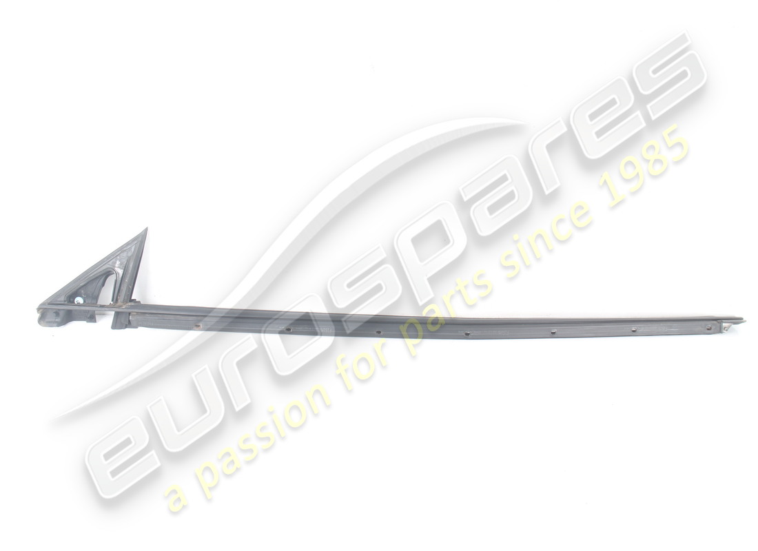 USADO FERRARI SELLO RASCADOR DE VENTANA EXTERIOR IZQUIERDO. NÚMERO DE PIEZA 82208100 (4) usado ferrari sello rascador de ventana exterior izquierdo. número de pieza 82208100 (4)