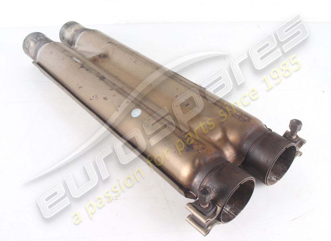 EXTENSIÓN CENTRAL Ferrari USADA . NÚMERO DE PARTE 325600 (1) EXTENSIÓN CENTRAL Ferrari USADA . NÚMERO DE PARTE 325600 (1)