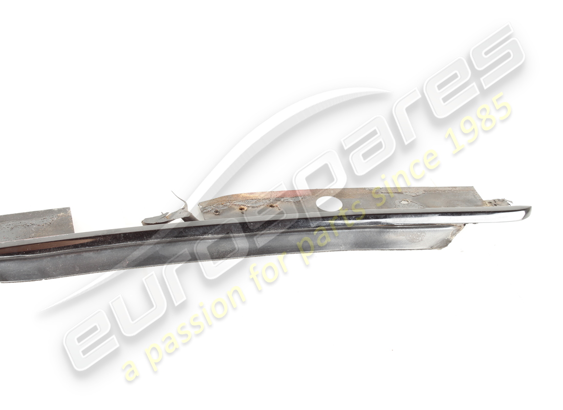 MOLDURA DE PUERTA IZQUIERDA FERRARI USADA. NÚMERO DE PARTE 61861800 (5) moldura de puerta izquierda ferrari usada. número de parte 61861800 (5)