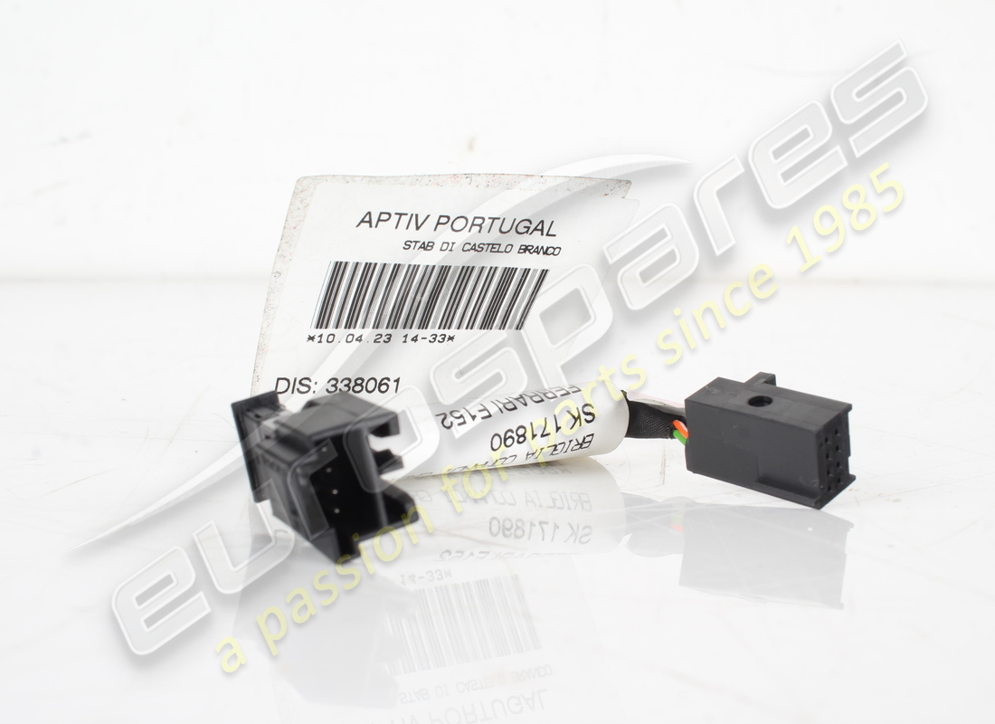 USADO Ferrari ARNESES DE CABLEADO DE CONTROL DE CRUCERO. NÚMERO DE PIEZA 338061 (1)