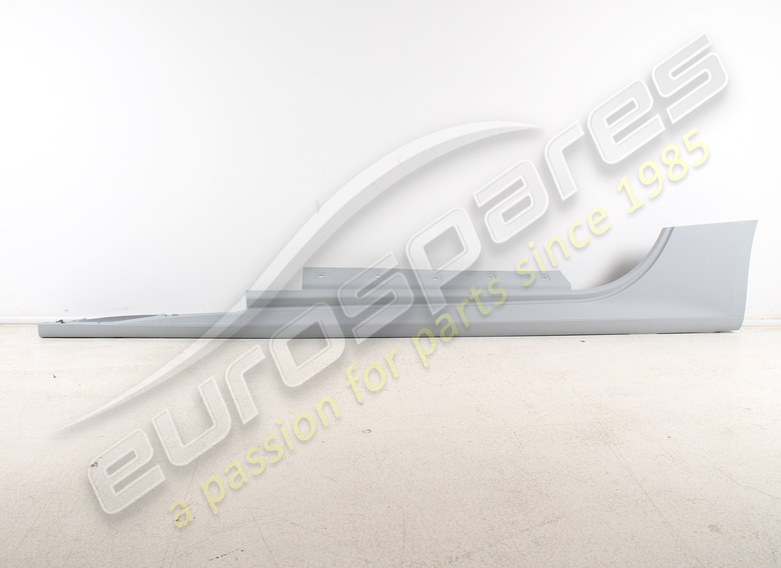 nueva moldura lateral del umbral izquierdo ferrari. número de pieza 83315010 (1)