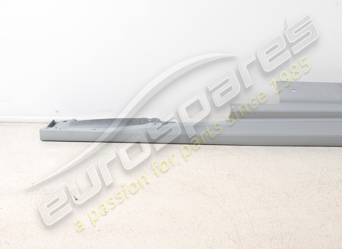 nueva moldura lateral del umbral izquierdo ferrari. número de pieza 83315010 (3)