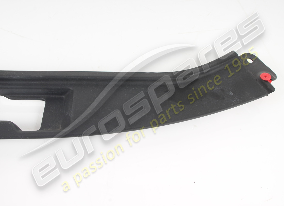 USADO FERRARI COMPLETO. CUBIERTA CENTRAL DELANTERA COSMÉTICA. NÚMERO DE PIEZA 782806 (3) usado ferrari completo. cubierta central delantera cosmética. número de pieza 782806 (3)