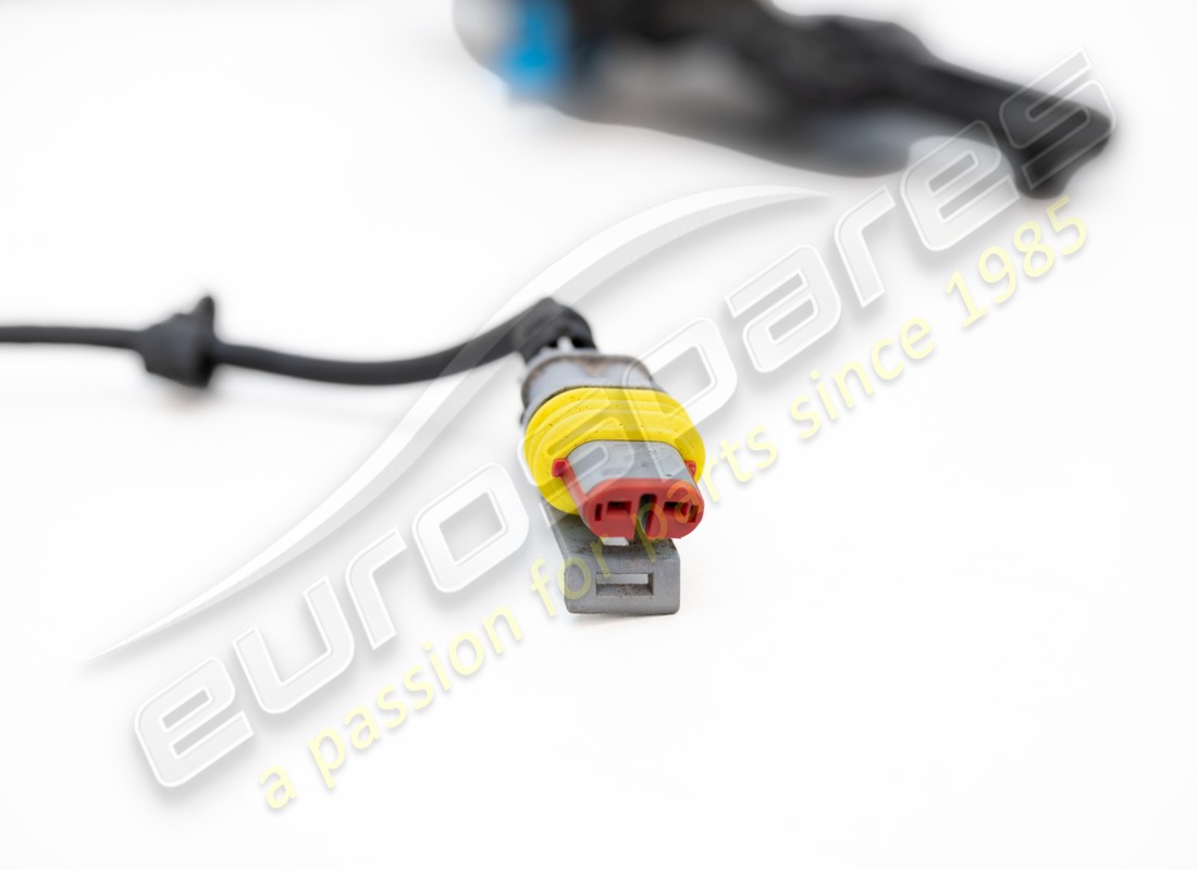 MANIJA INTERIOR DE PUERTA DERECHA USADA MASERATI. NÚMERO DE PIEZA 67236800 (4) manija interior de puerta derecha usada maserati. número de pieza 67236800 (4)