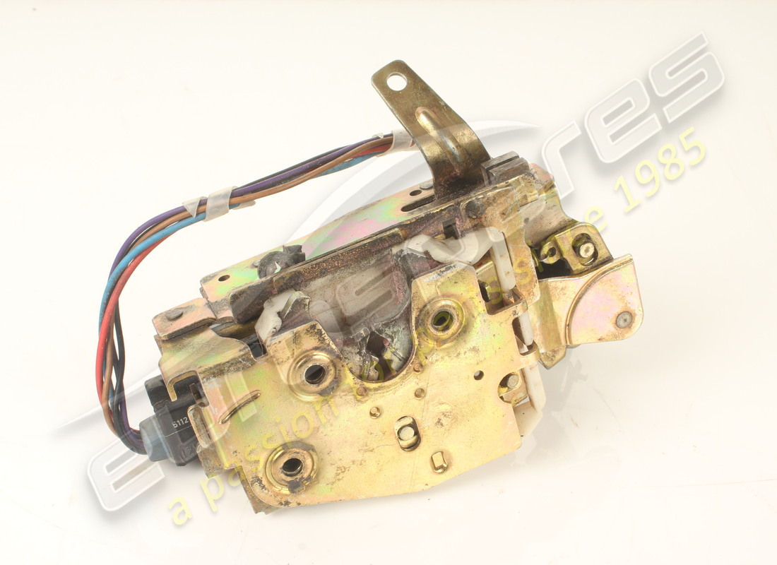 cerradura de puerta izquierda ferrari usada. número de parte 62109400 (2)